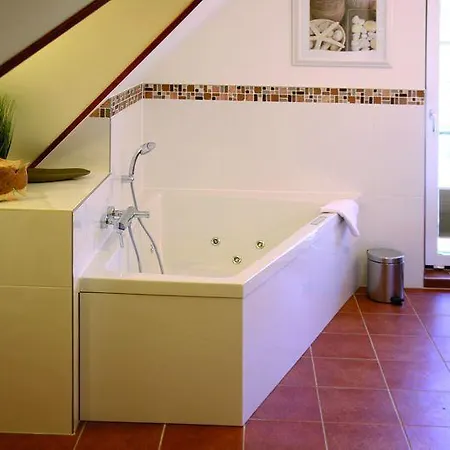 Scanhausvilla شقة فاستروم