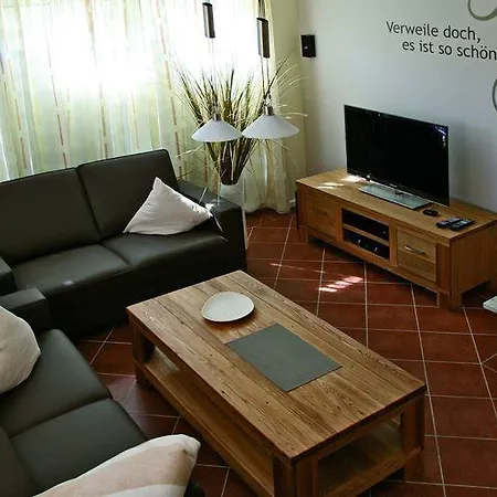 Scanhausvilla * فاستروم